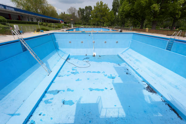 Best Water damage restoration specialists  in Lansing, MI
